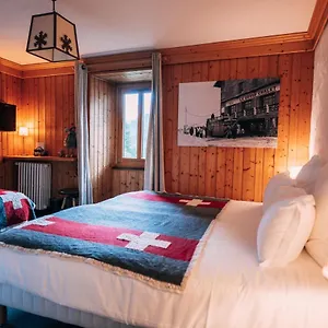 Chalet-hotel Gai Soleil מלון